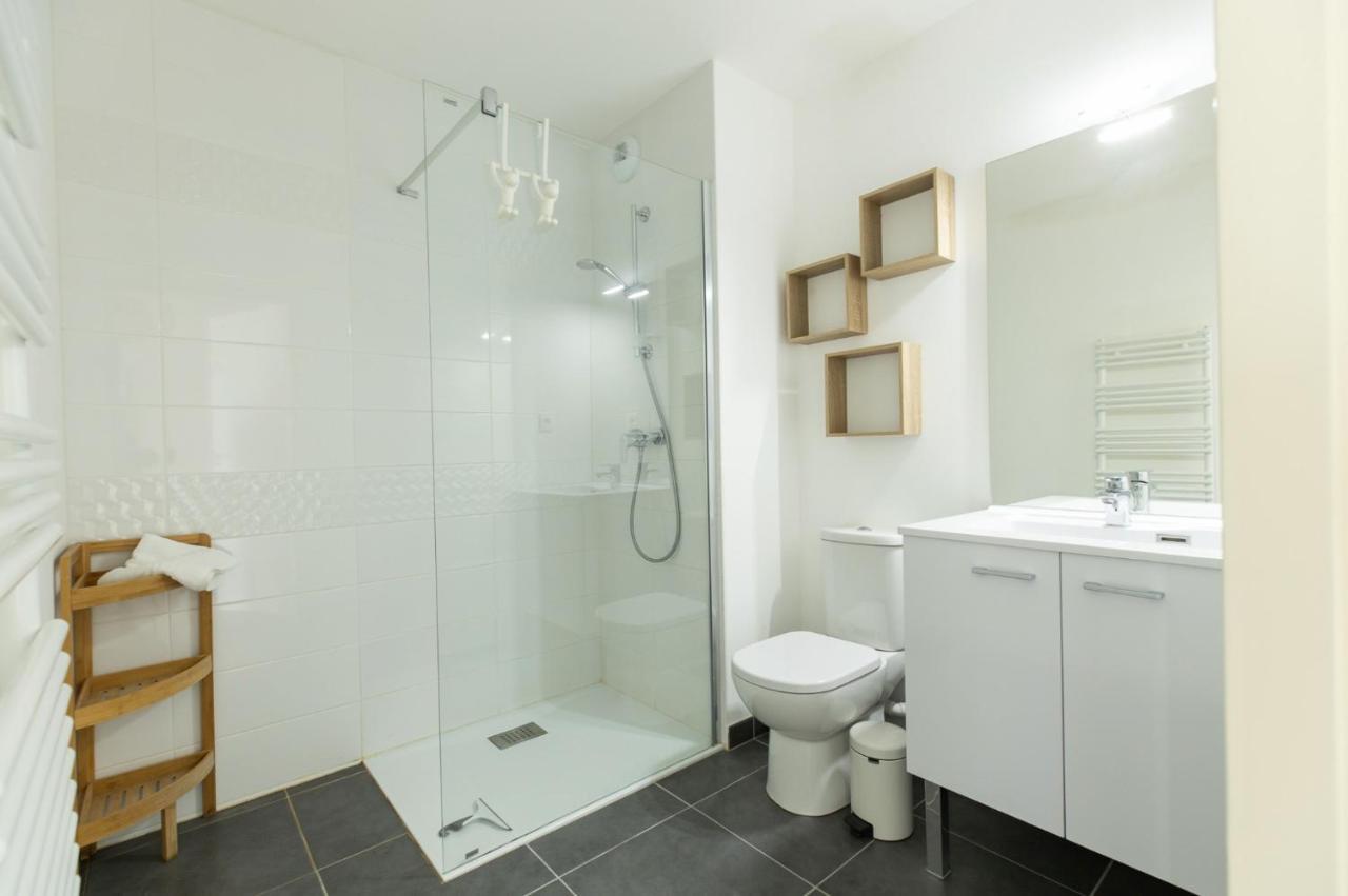 Apartment Riviera - T3 Avec Piscine Partagee Et Parking Proche *